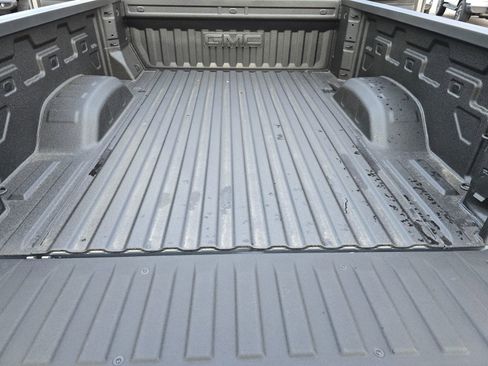 New 2026 GMC Sierra 2500 SLT w/ SLT Convenience Package image 12