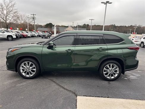 Used 2025 Toyota Highlander Limited image 6