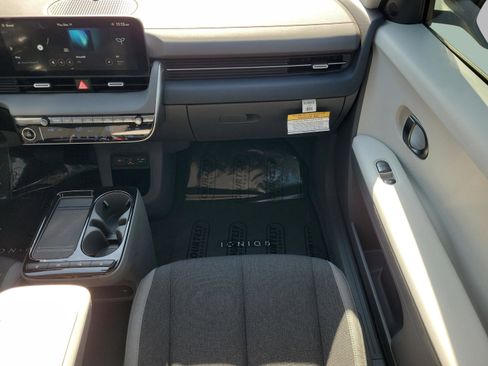 New 2026 Hyundai Ioniq 5 SE image 15