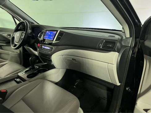 Used 2017 Honda Pilot EX-L image 32