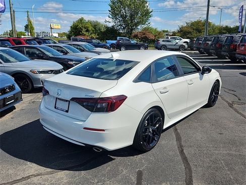 Used 2025 Honda Civic Sport image 6