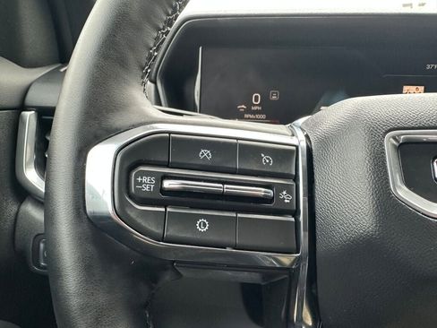 Used 2025 GMC Terrain Elevation image 14