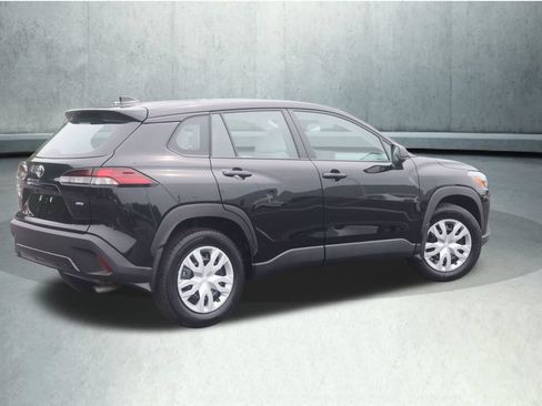 Used 2026 Toyota Corolla Cross L AWD/4WD image 15