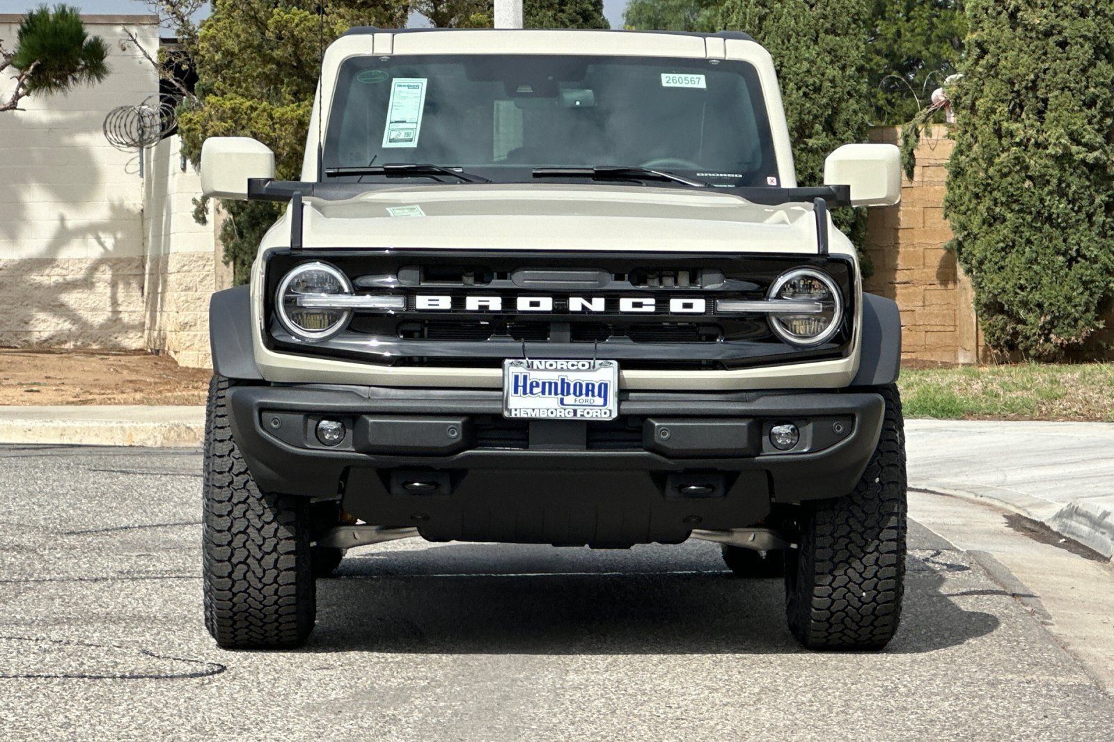 New 2026 Ford Bronco Outer Banks w/ Sasquatch Package AWD/4WD image 9