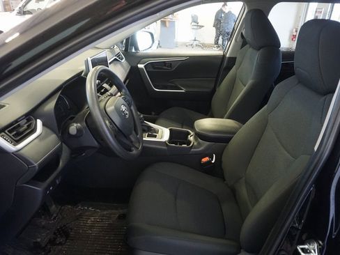 Certified 2025 Toyota RAV4 LE image 15