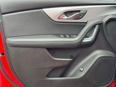 Used 2024 Chevrolet Blazer LT w/ Convenience Package image 16