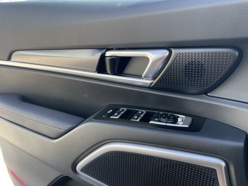New 2025 Kia Telluride S image 19