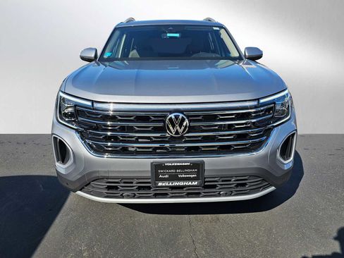New 2025 Volkswagen Atlas SEL image 2