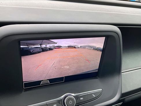 Used 2021 Chevrolet Camaro LT image 25