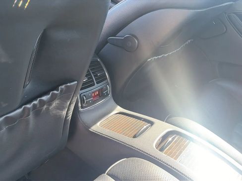 Used 2010 Mercedes-Benz CLS 550 image 34