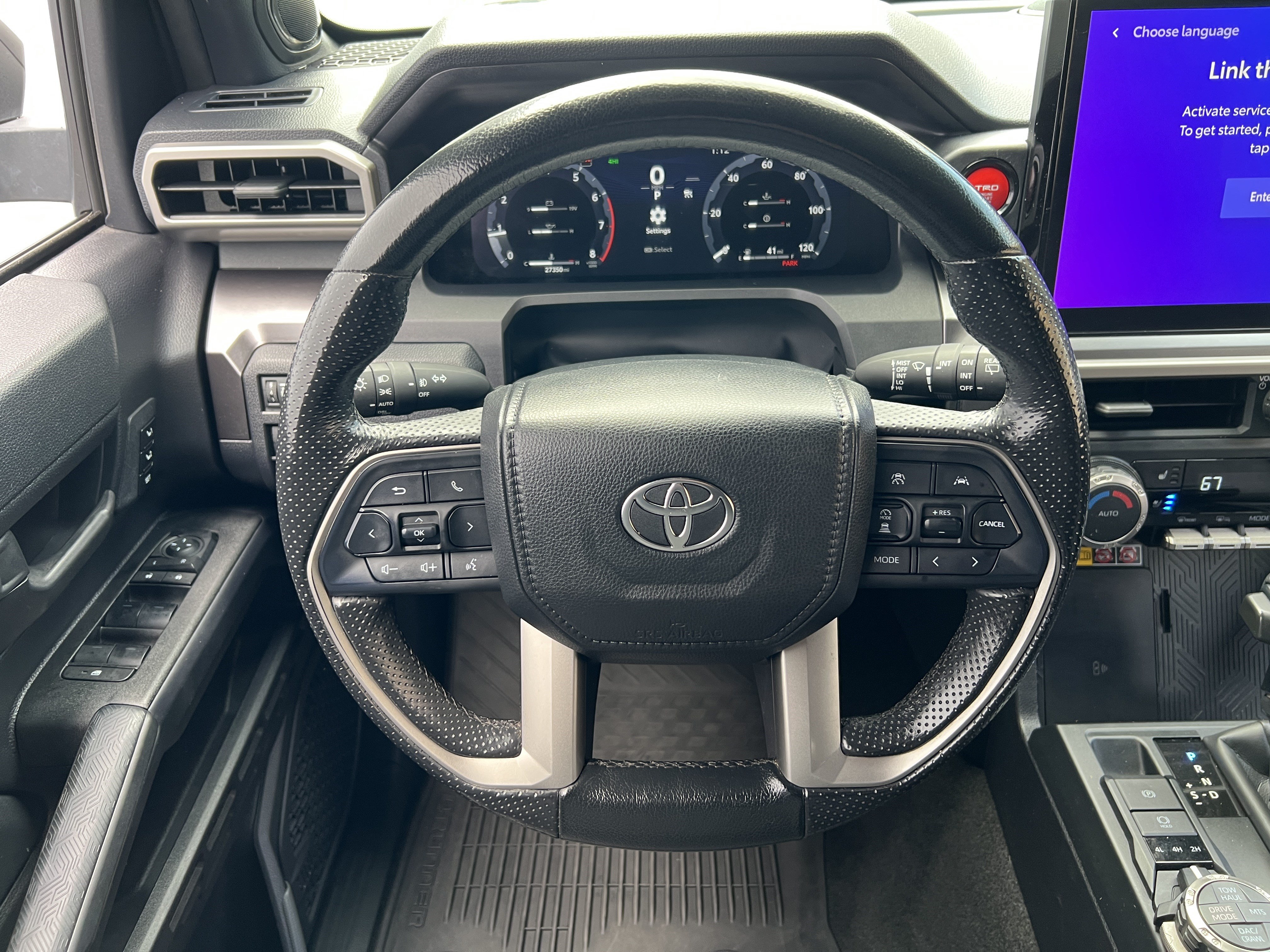 Used 2025 Toyota 4Runner TRD Off-Road Premium AWD/4WD image 25