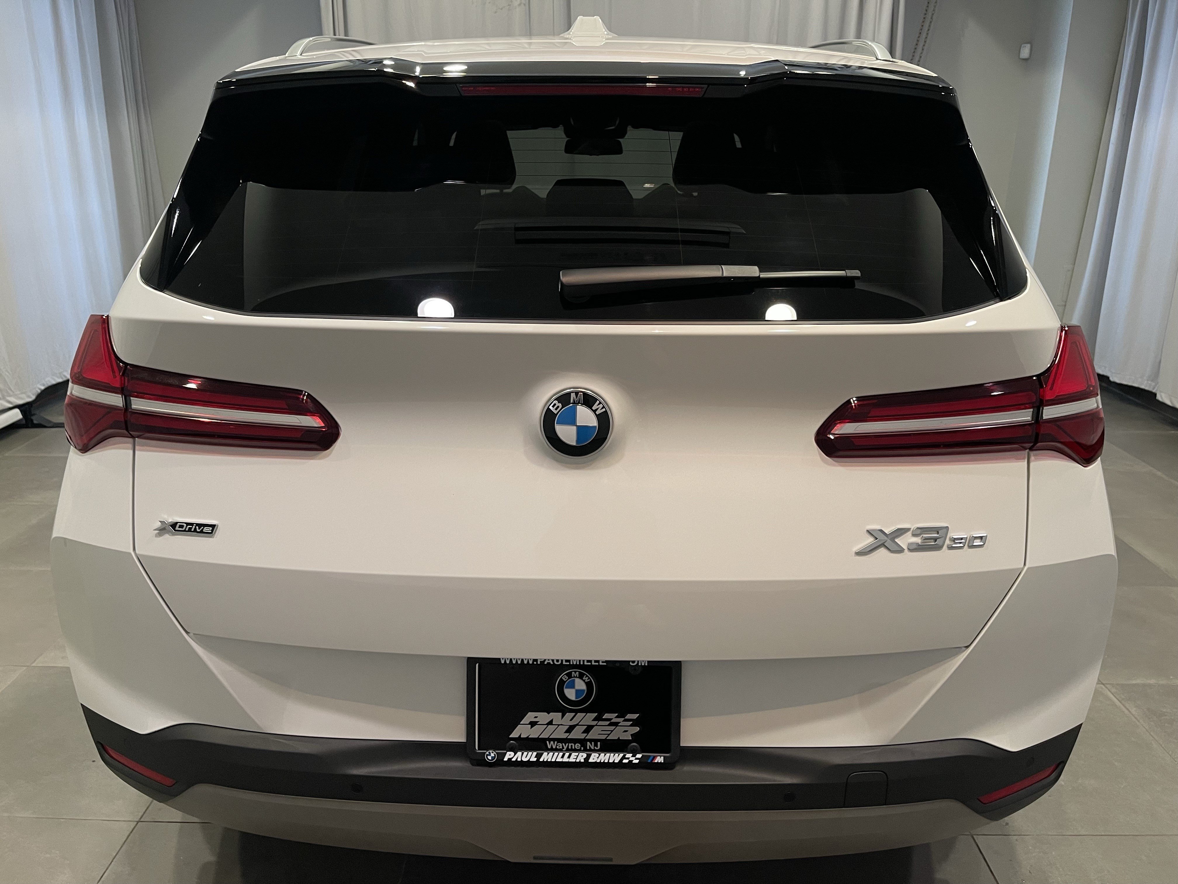 Used 2026 BMW X3 xDrive30i w/ Premium Package AWD/4WD image 5