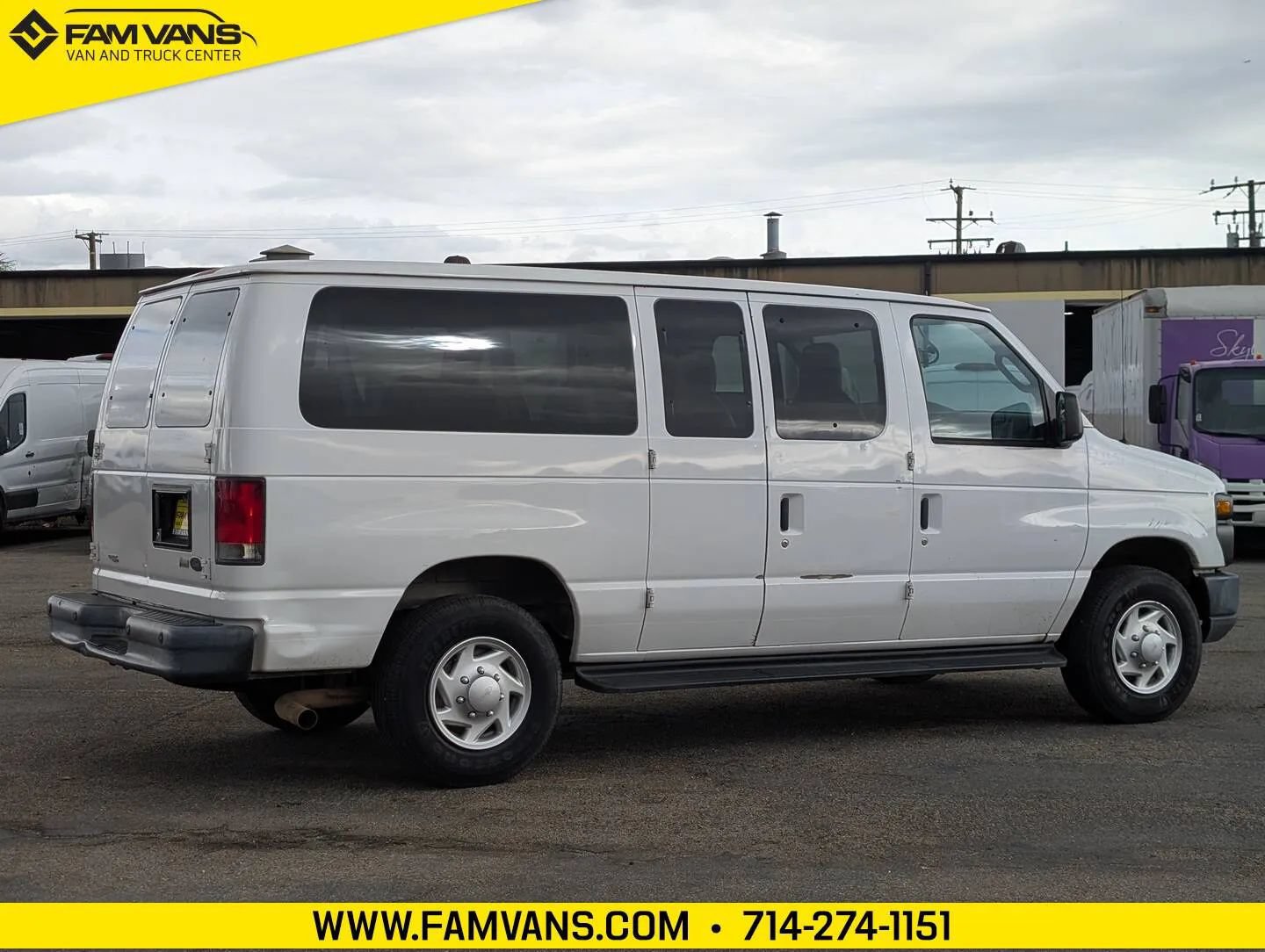 Used 2014 Ford E-350 and Econoline 350 XL w/ Power Windows & Locks Group RWD image 2