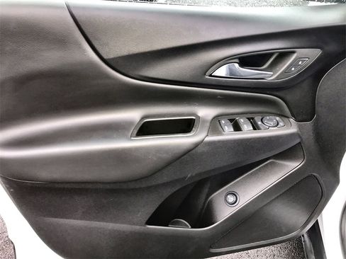 Used 2024 Chevrolet Equinox LT w/ LPO, Floor Liner Package image 13