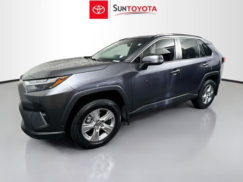 Used 2025 Toyota RAV4 XLE w/ Convenience Package FWD image 9