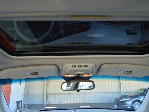 Used 2005 Volvo XC70 AWD/4WD image 24