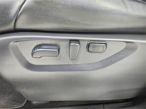 Used 2024 Nissan Armada SL image 20