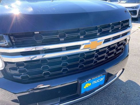 Used 2021 Chevrolet Suburban LS w/ Driver Alert Package AWD/4WD image 29
