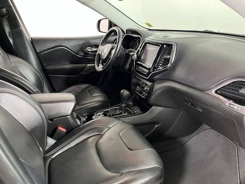 Used 2019 Jeep Cherokee Limited AWD/4WD image 41