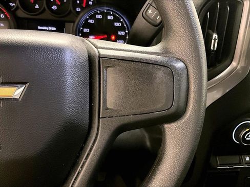 Used 2024 Chevrolet Silverado 2500 Custom image 13