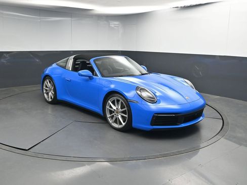 Used 2022 Porsche 911 Targa 4S image 30