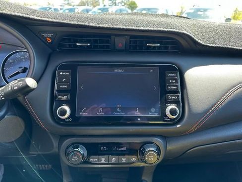 Used 2024 Nissan Kicks SR FWD image 21