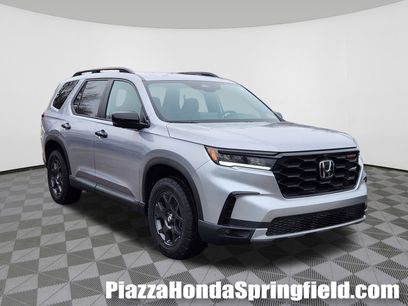 New 2025 Honda Pilot TrailSport