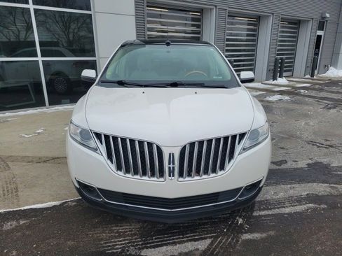 Used 2014 Lincoln MKX AWD w/ Olive Ash Wood Package image 8