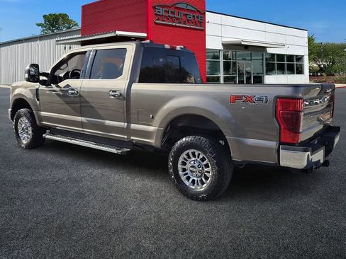 Used 2021 Ford F250 Lariat w/ Chrome Package image 3