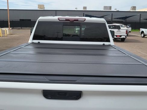 Used 2021 Chevrolet Silverado 2500 High Country w/ Z71 Off-Road Package AWD/4WD image 14