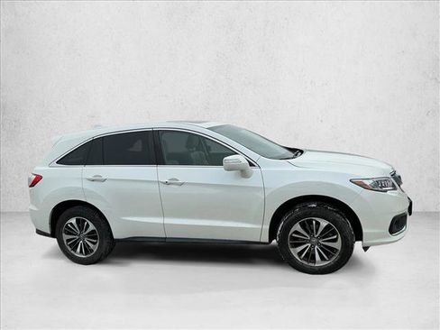 Used 2018 Acura RDX AWD w/ Advance Package image 4