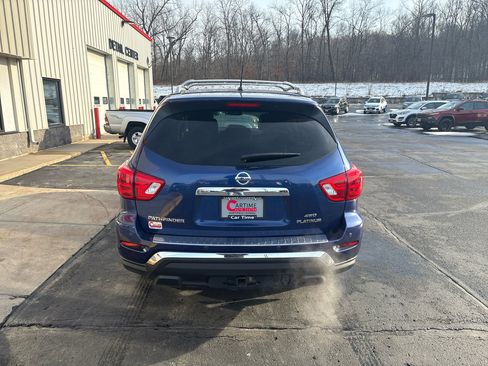 Used 2017 Nissan Pathfinder Platinum w/ Cargo Package image 7