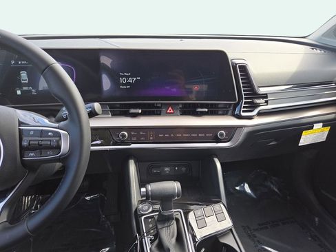 Certified 2025 Kia Sportage EX w/ Premium Package image 26