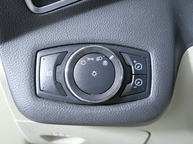 Used 2013 Ford Escape SEL FWD image 22
