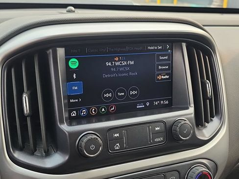 Used 2022 Chevrolet Colorado ZR2 w/ ZR2 Midnight Special Edition AWD/4WD image 16