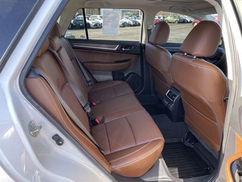 Used 2019 Subaru Outback 2.5i Touring w/ Popular Package #3A image 44