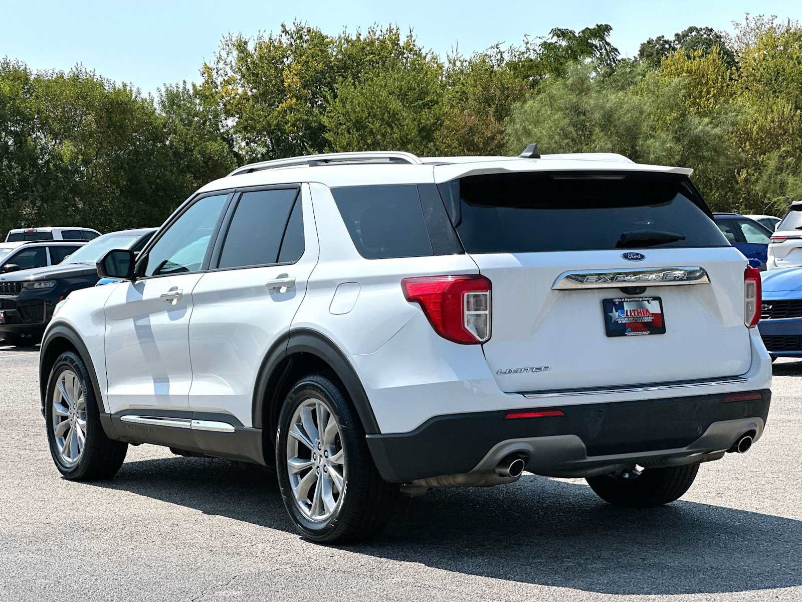 Used 2023 Ford Explorer Limited RWD image 13