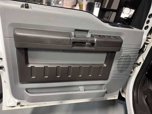 Used 2011 Ford F350 XL w/ PWR Equipment Group image 13