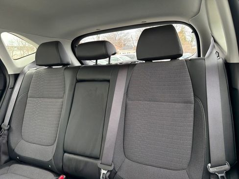 Used 2023 Kia Seltos S w/ Navigation Package image 15