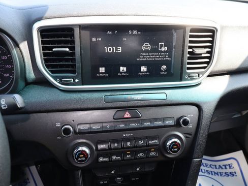 Used 2020 Kia Sportage LX w/ LX Popular Package AWD/4WD image 16