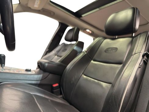 Used 2012 Jeep Grand Cherokee Overland image 14