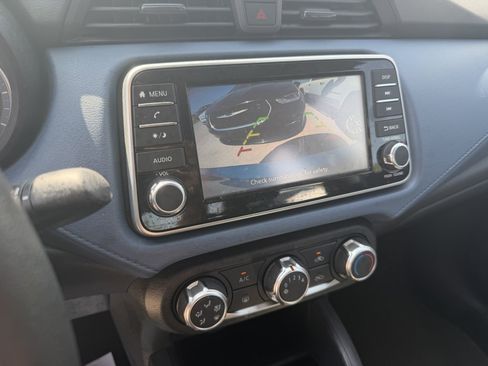 Used 2025 Nissan Versa SV FWD image 11