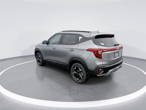 New 2026 Kia Seltos S image 6