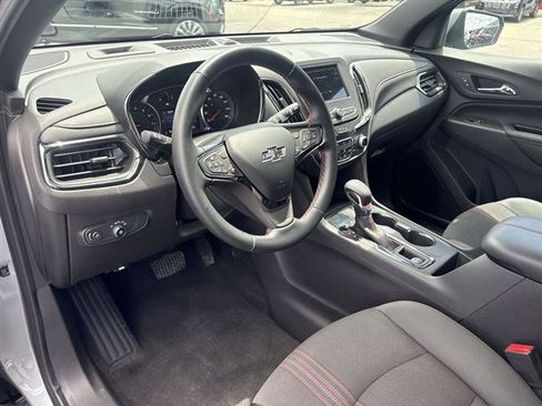 Used 2024 Chevrolet Equinox RS w/ LPO, Floor Liner Package FWD image 10