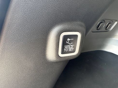 New 2026 Jeep Cherokee Overland AWD/4WD image 19