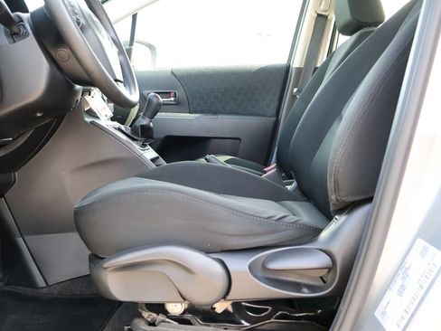 Used 2010 MAZDA MAZDA5 Sport FWD image 28