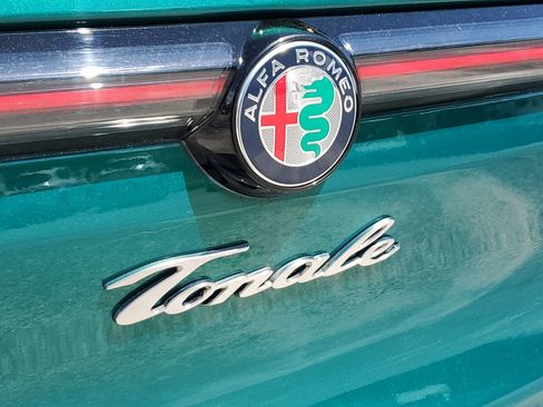 Used 2024 Alfa Romeo Tonale Veloce image 9
