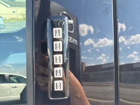 Used 2022 Ford F150 XLT w/ Equipment Group 302A High image 35