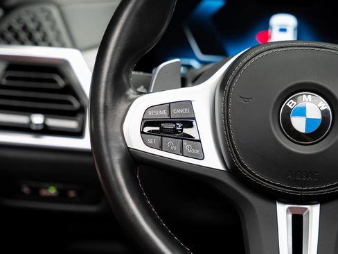 Used 2024 BMW X6 M60i w/ Dynamic Handling Package image 46