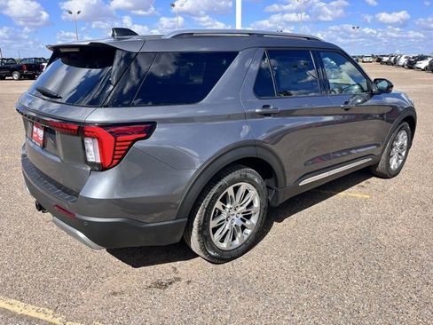 New 2026 Ford Explorer Platinum image 7